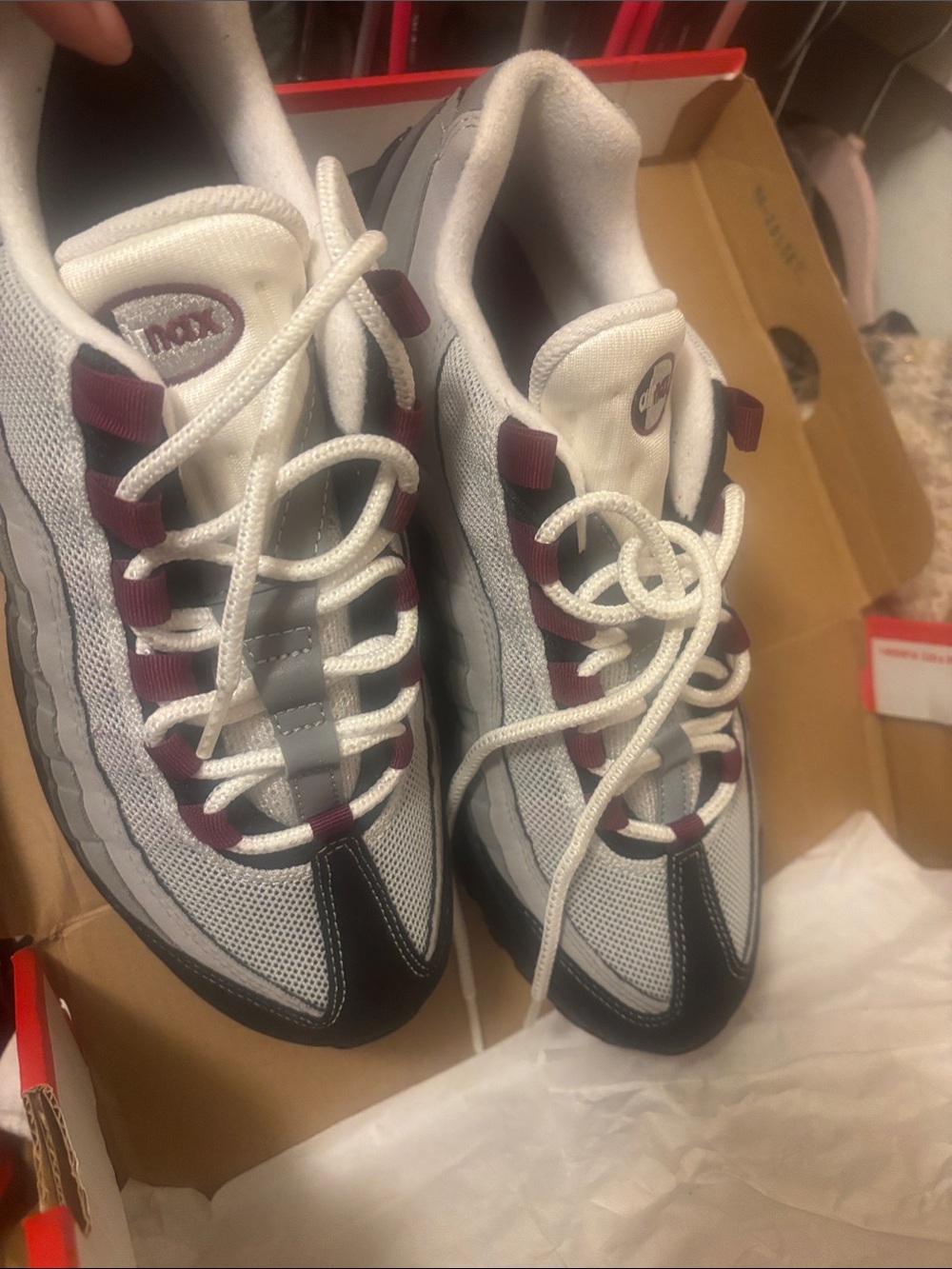 Nike Men's Sneakers in Gray, Black and Burgundy
